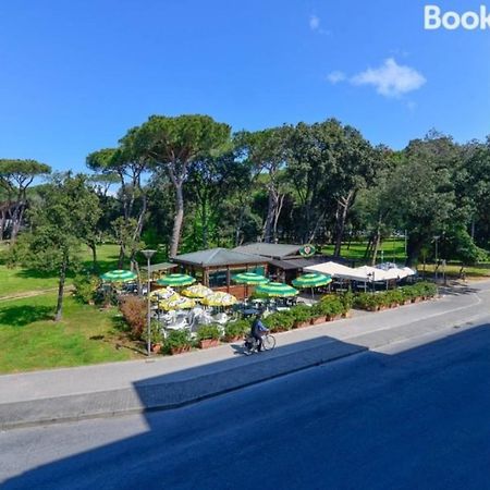 Hotel Cilene Viareggio Bagian luar foto