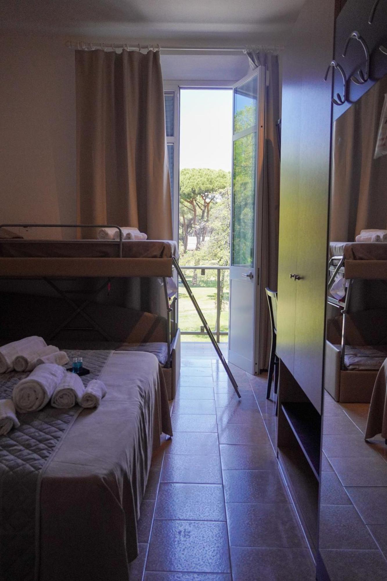 Hotel Cilene Viareggio Bagian luar foto