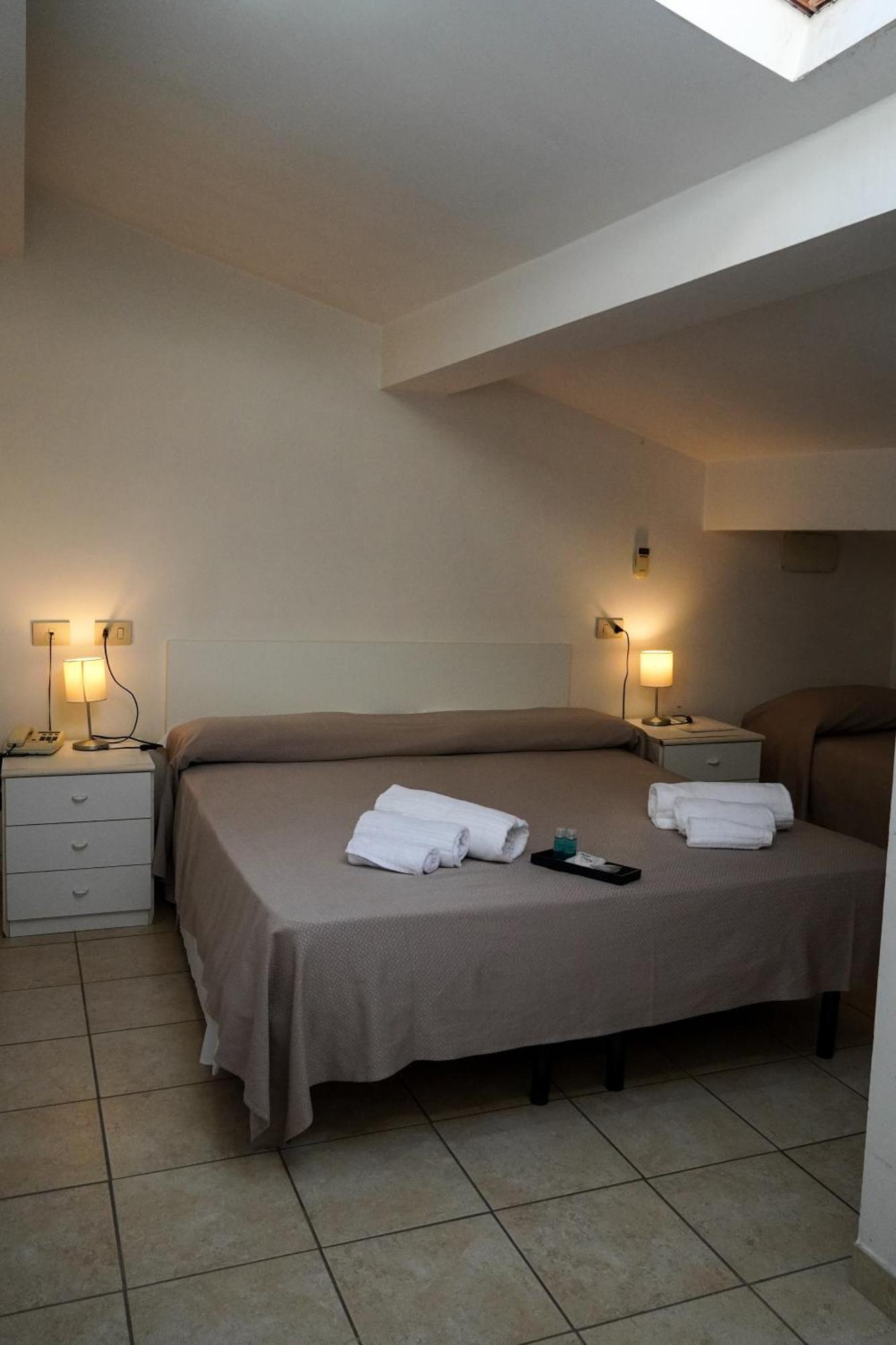Hotel Cilene Viareggio Bagian luar foto