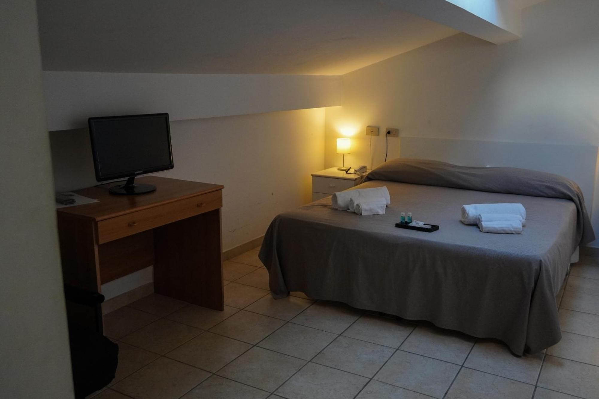 Hotel Cilene Viareggio Bagian luar foto