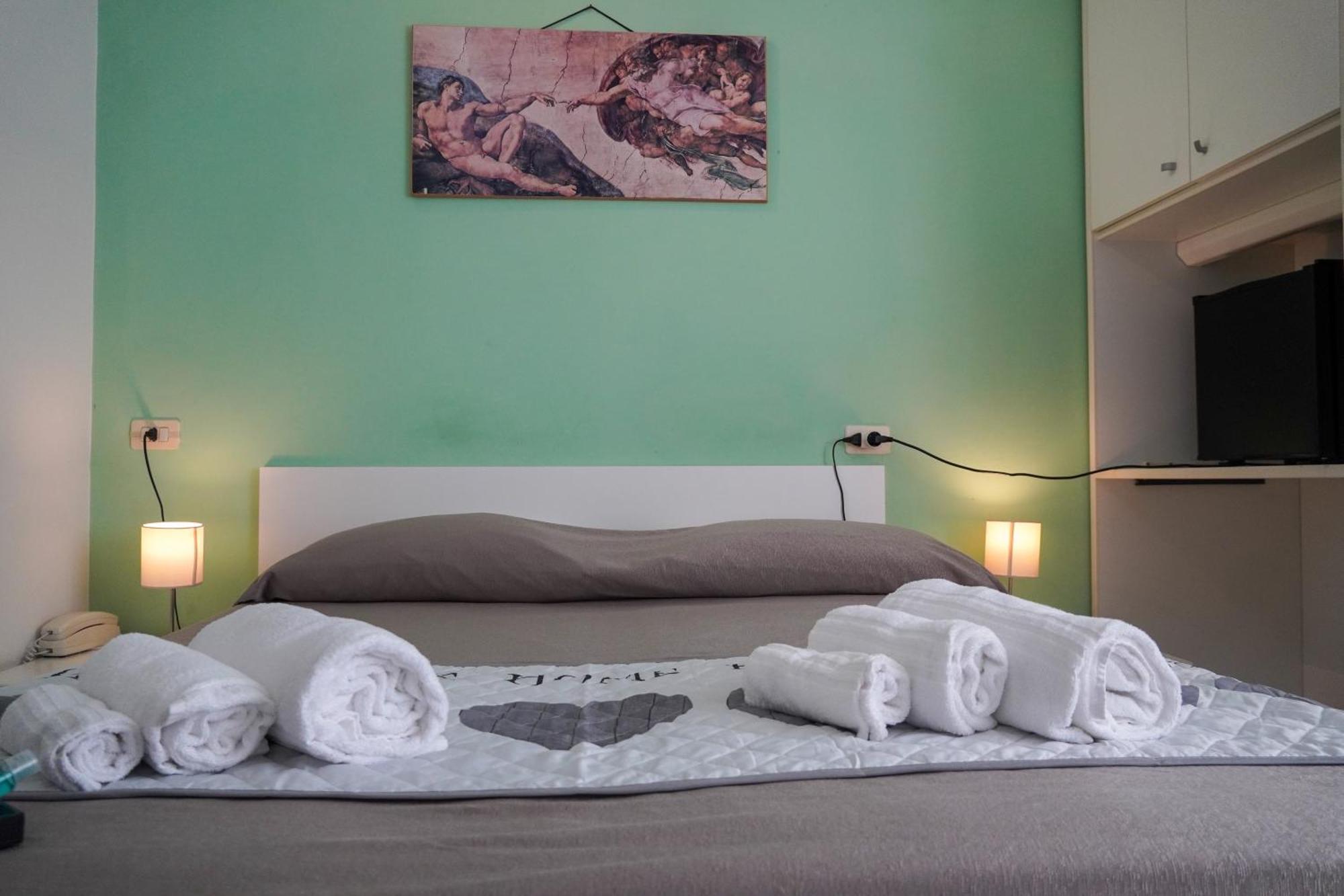 Hotel Cilene Viareggio Bagian luar foto