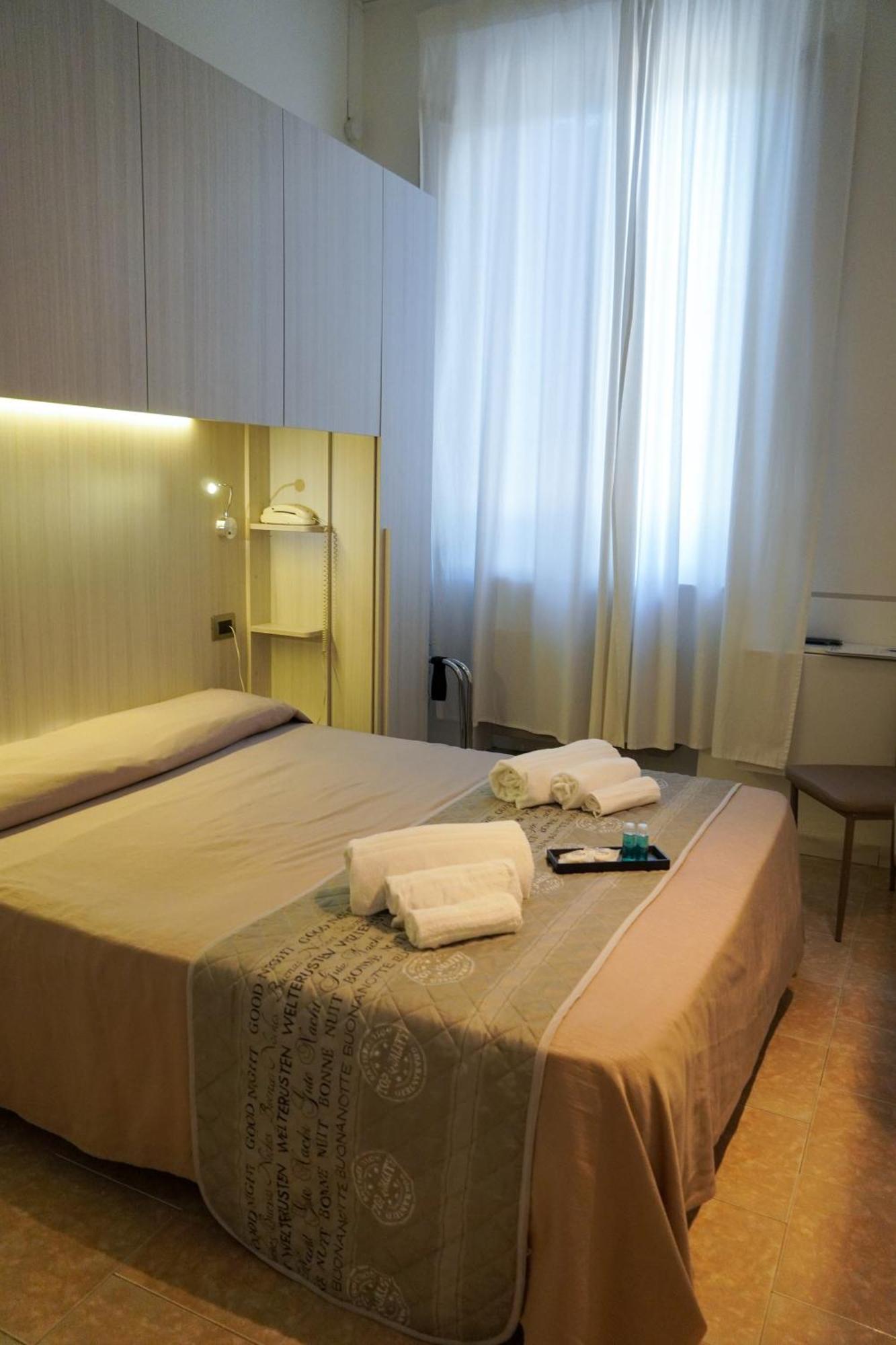 Hotel Cilene Viareggio Bagian luar foto